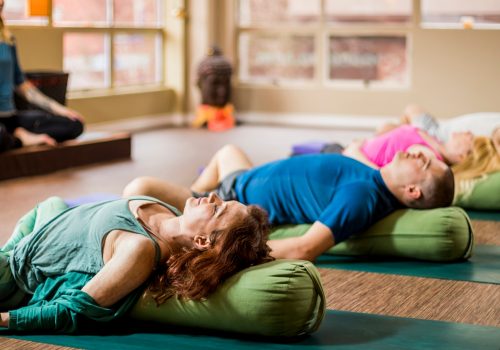 Yoga Studios wieder öffnen nach Corona